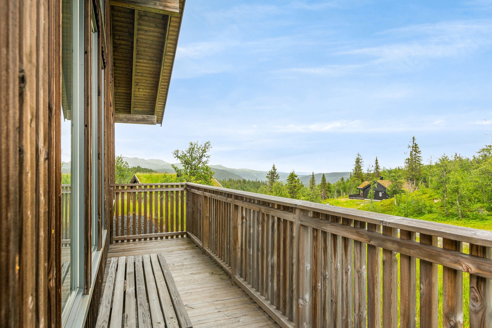 Fjellstogo byr på deilig mat med råvarer fra lokaldistriktet. Fjellstogo er hjerte av Gamlestølen. Her byr de på nydelig fjellmat med råvarer fra bygda og bygdene rundt. Her blir det også holdt arrangement. Galleribilde