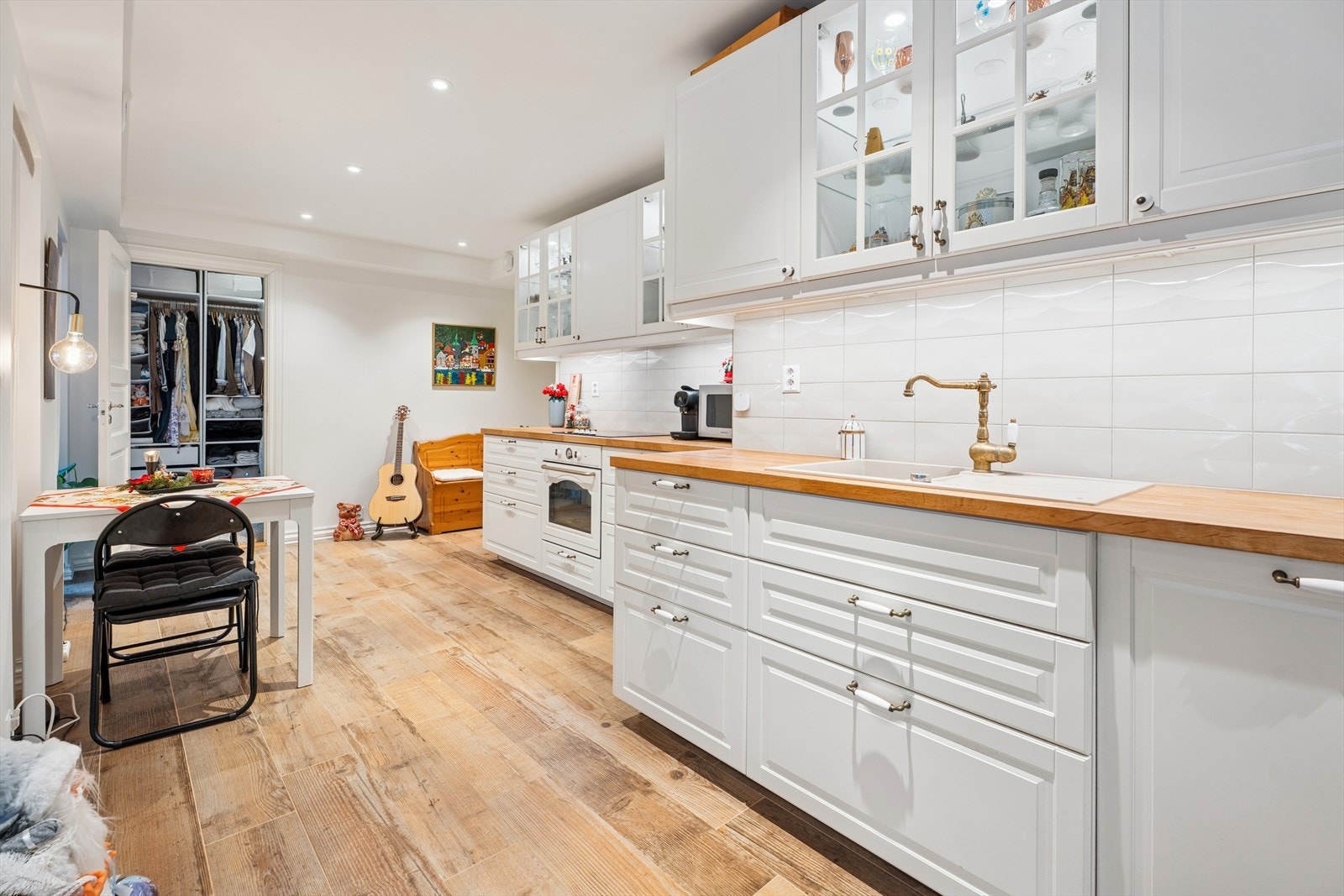 Kjøkkenet i hybelleligheten. Galleribilde