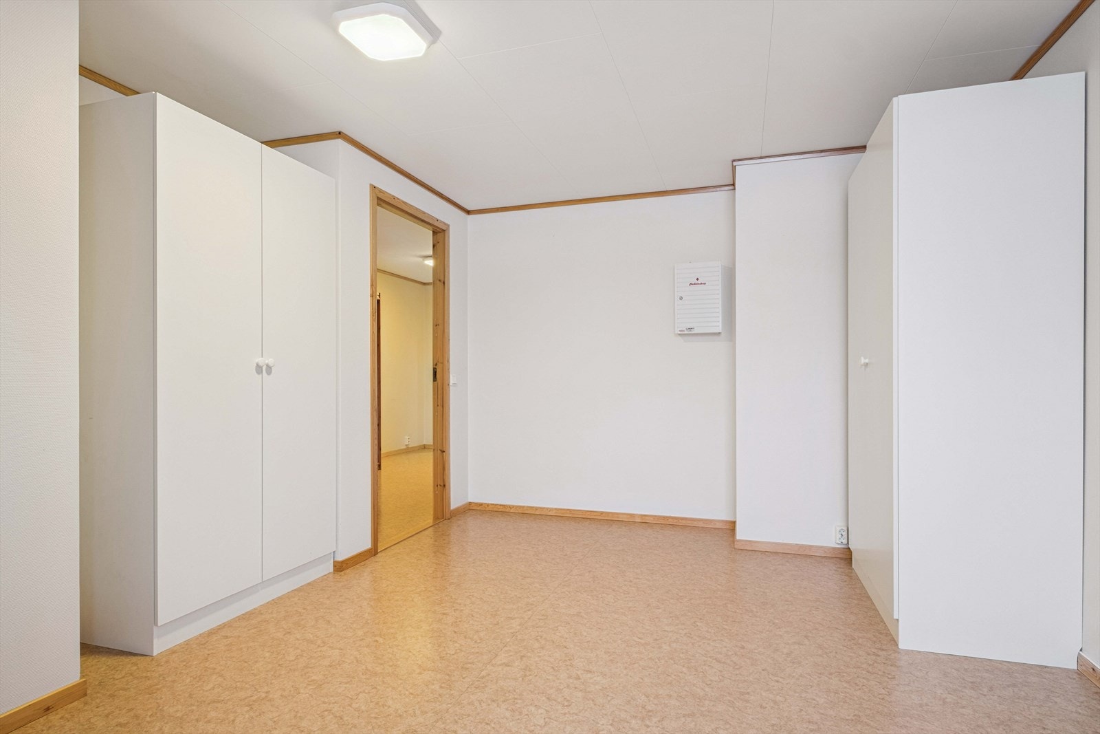 Hovedsoverommet er romslig og har god plass til garderobe. Galleribilde