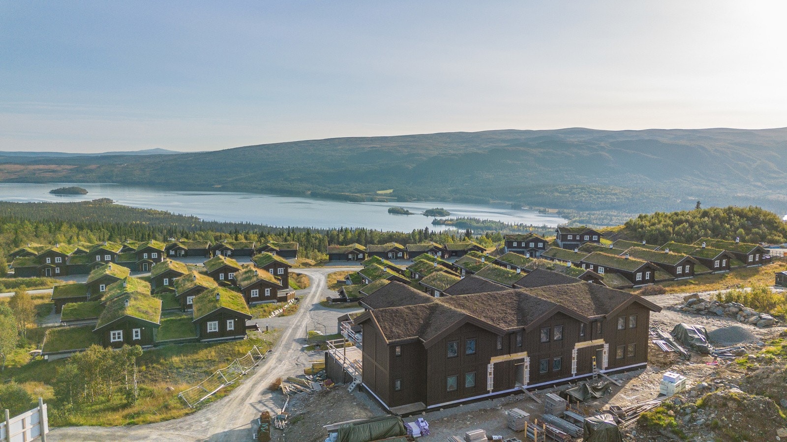 Fantastisk utsikt mot Øyangen og Slettefjell Galleribilde