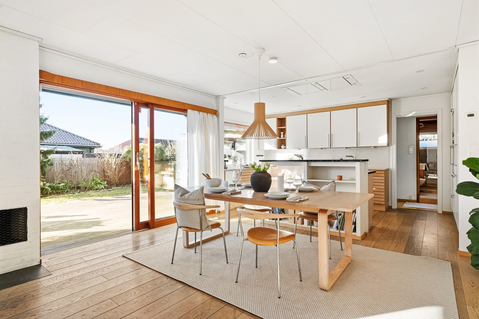 Åpen stue/kjøkkenløsning med kvalitetskjøkken fra Biga. Galleribilde