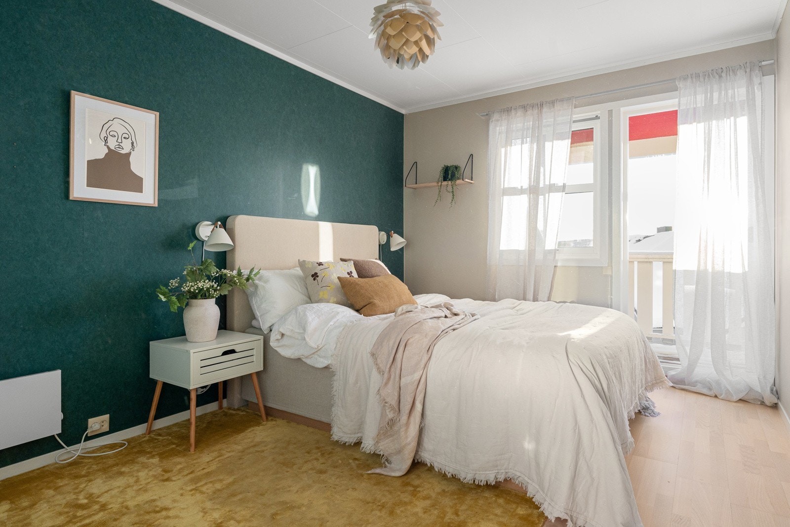 Hovedsoverommet er romslig og har egen veranda. Galleribilde