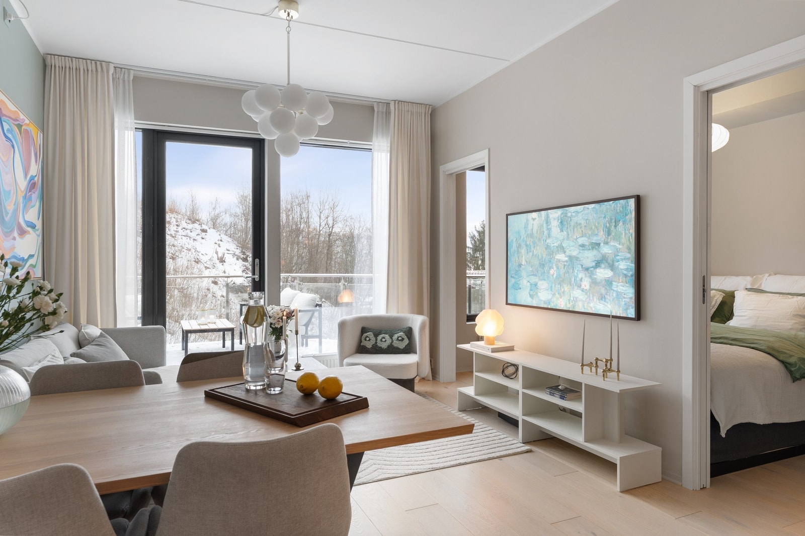 Denne delen av stuen er malt i jotun space. Galleribilde