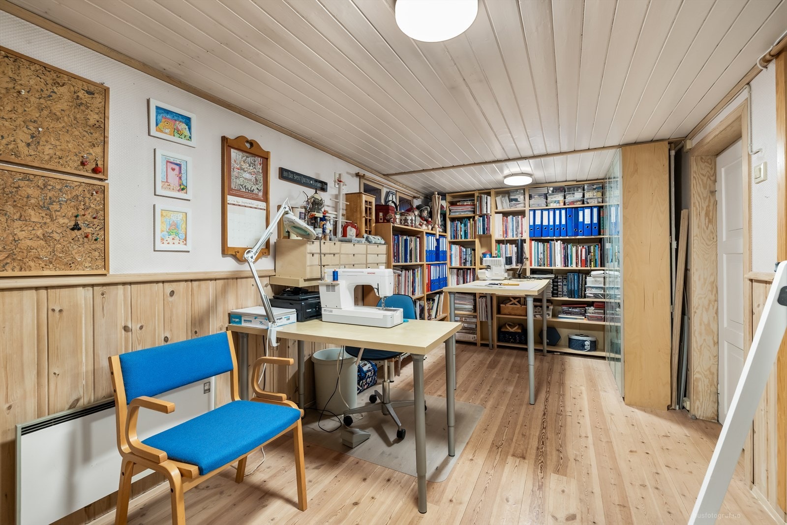 En god kjeller med god takhøyde og flere rom- bla. innredet hobbyrom vaskerom og romslig bod. Galleribilde