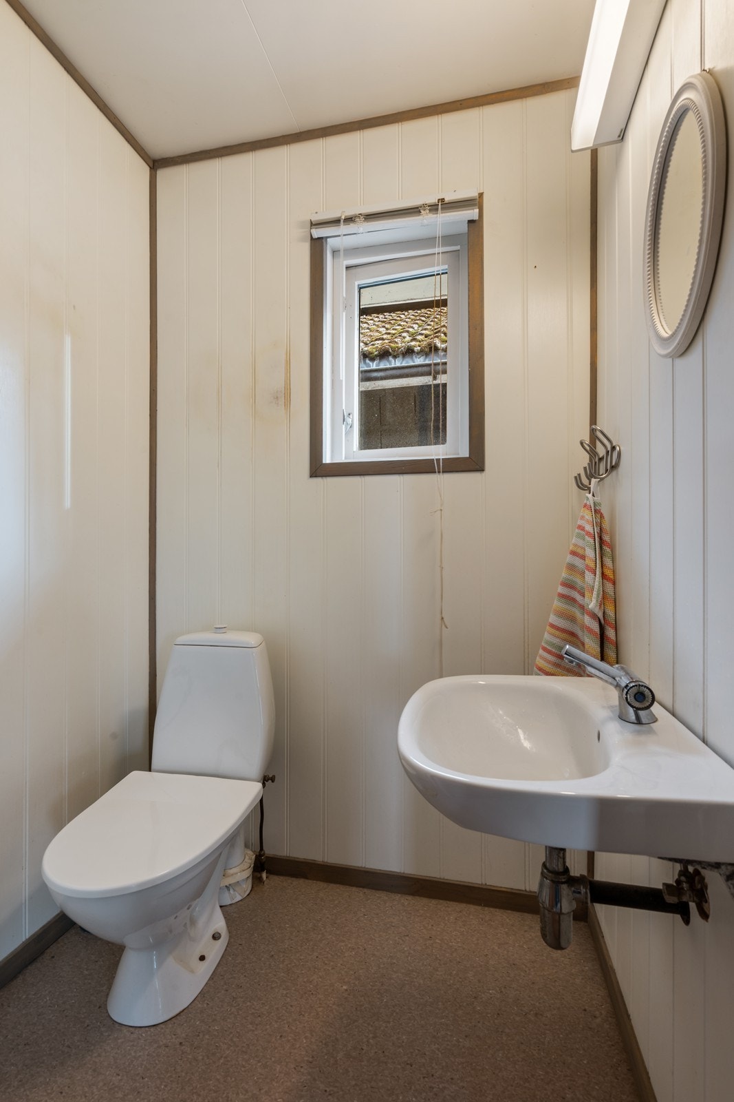 Praktisk toalettrom like ved inngang Galleribilde