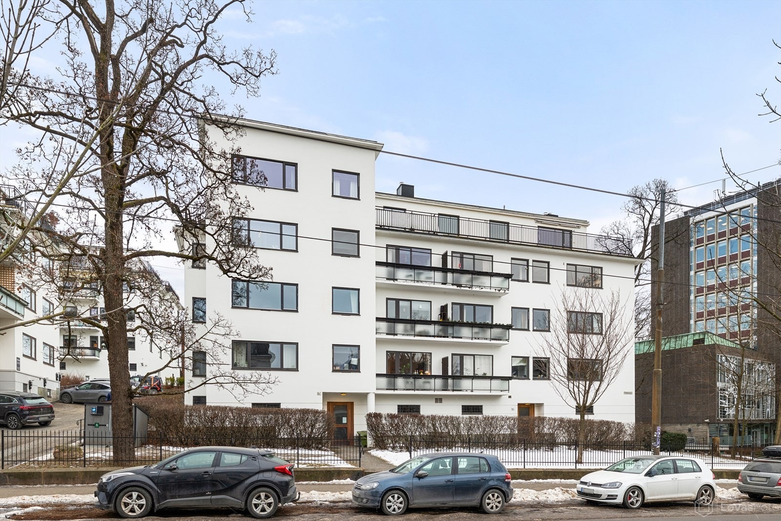 Her bor du på attraktive Frogner/Skillebekk, med grønne Skillebekk Park rett utenfor. Området oppleves rolig og skjermet, samtidig som urbane tilbud og byliv ligger bare et steinkast unna. Galleribilde