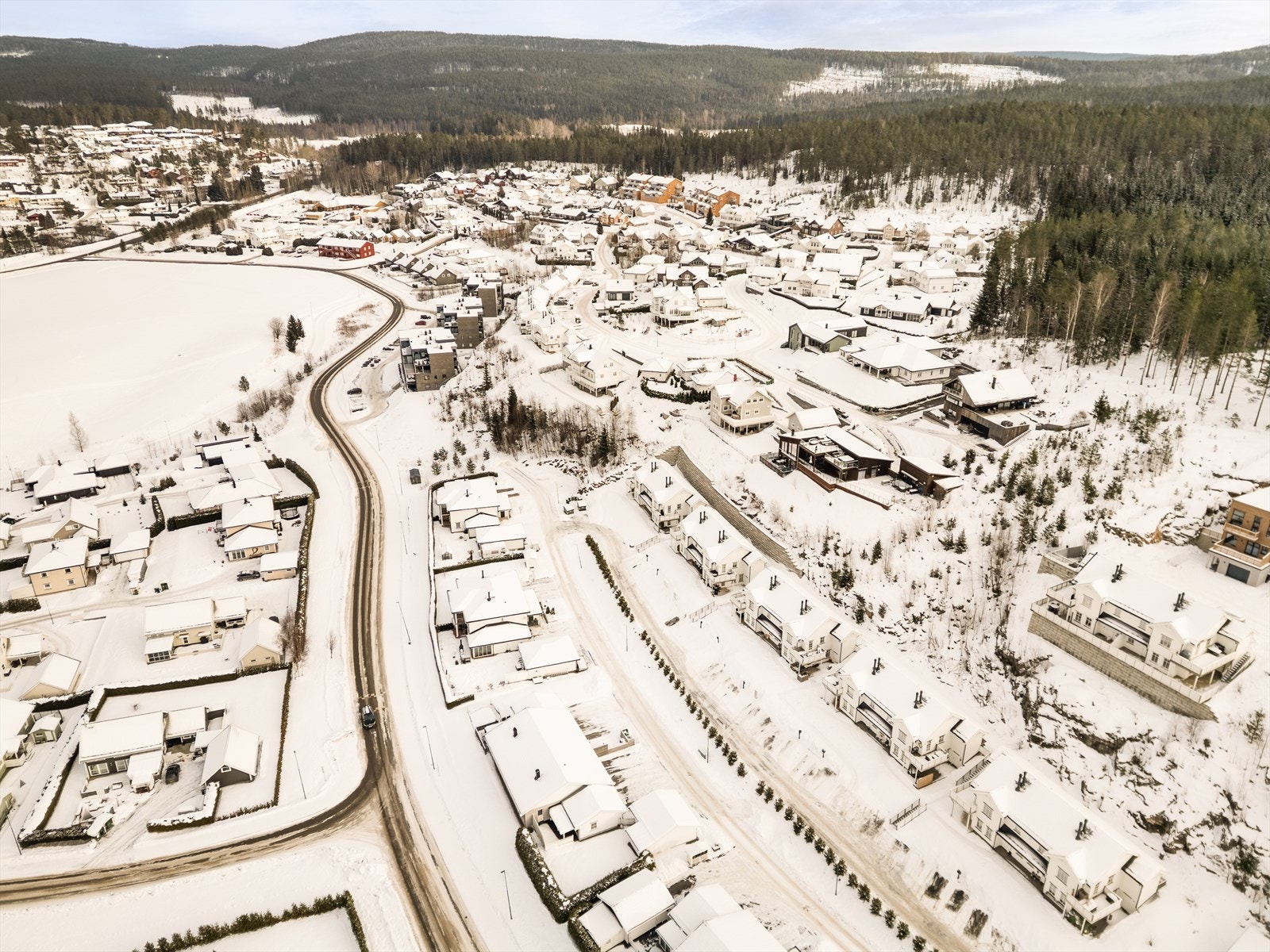 Festningsåsen ligger rett ved marka og er et fantastisk utgangspunkt for fine turer. Galleribilde