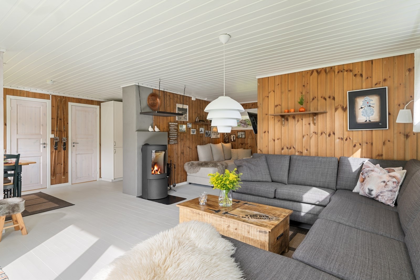 EiendomsMegler1 v/Torill Kalsaas presentere Degveien 200 Galleribilde