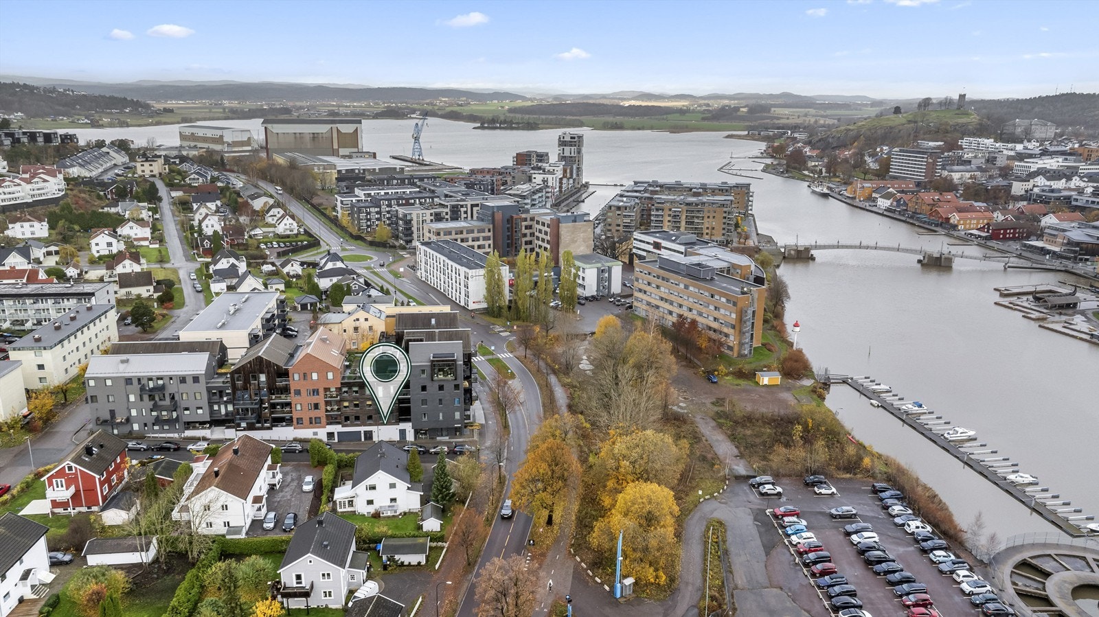 Beliggende på Kaldnes med gangavstand til sentrum Galleribilde