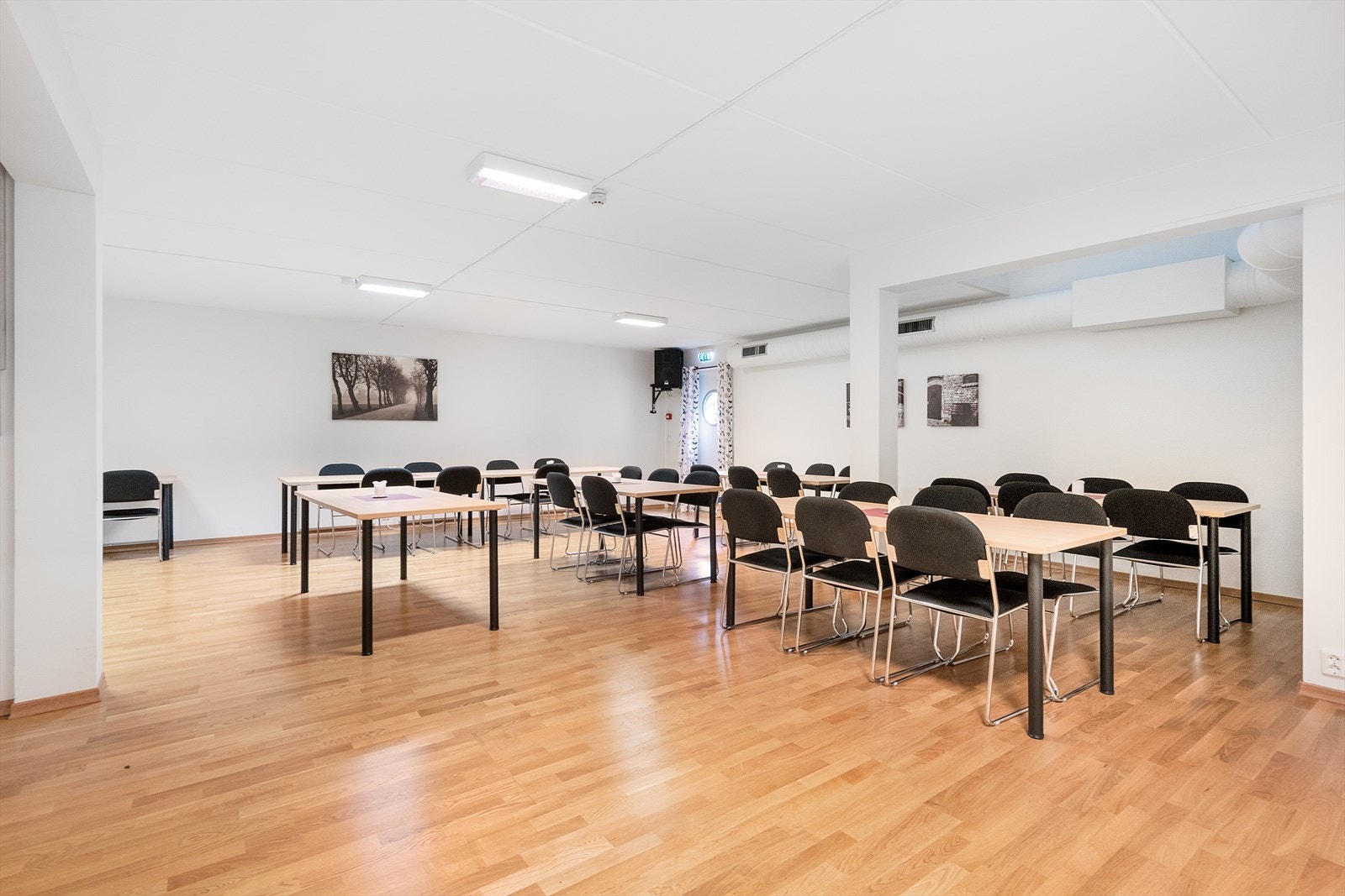 Felles selskapslokale. Galleribilde