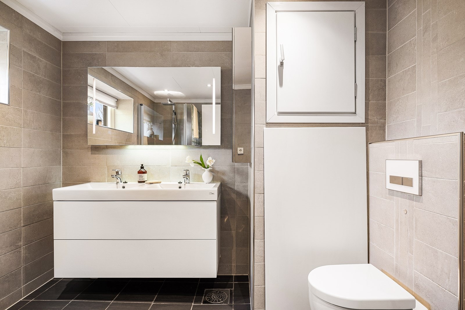 Badet i underetasjen er også på 6,7m². Galleribilde