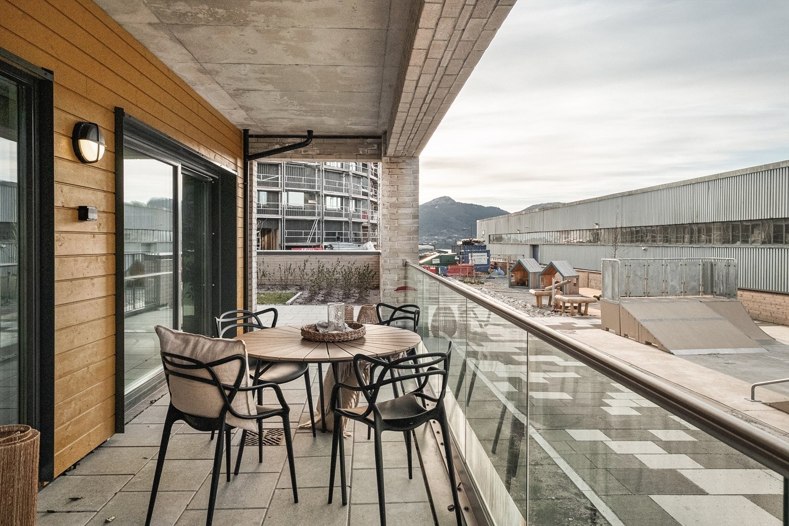 Terrassen har utgang fra stue Galleribilde