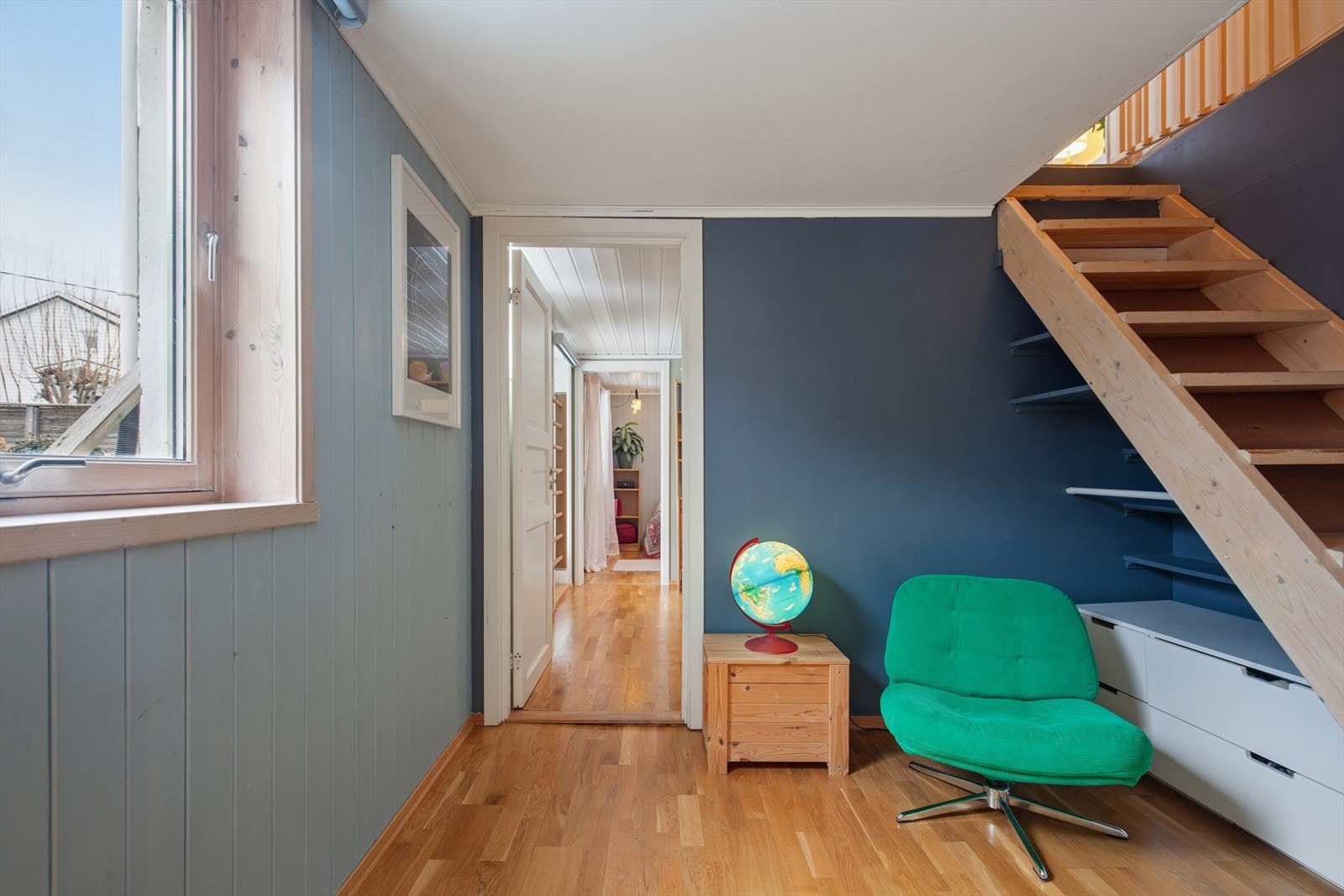 En kjellerstue er praktisk å ha med barn eller ungdommer i hus. Galleribilde