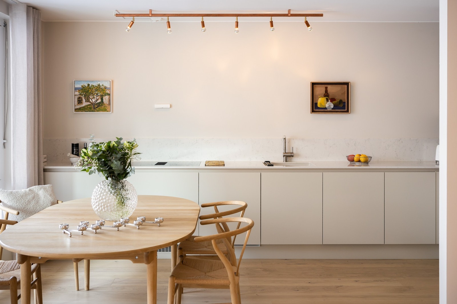 Delikat kjøkken fra HTH nytt i 2024. Galleribilde