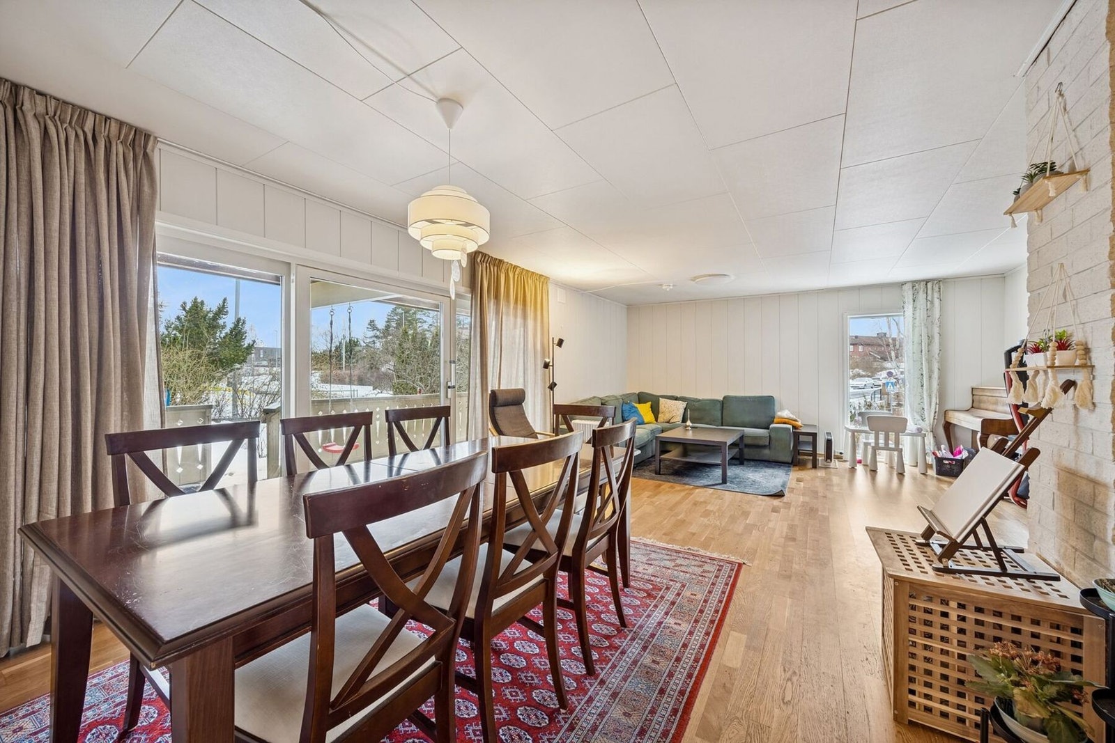 Sol fra tidlig morgen og til sent på kvelden. Galleribilde