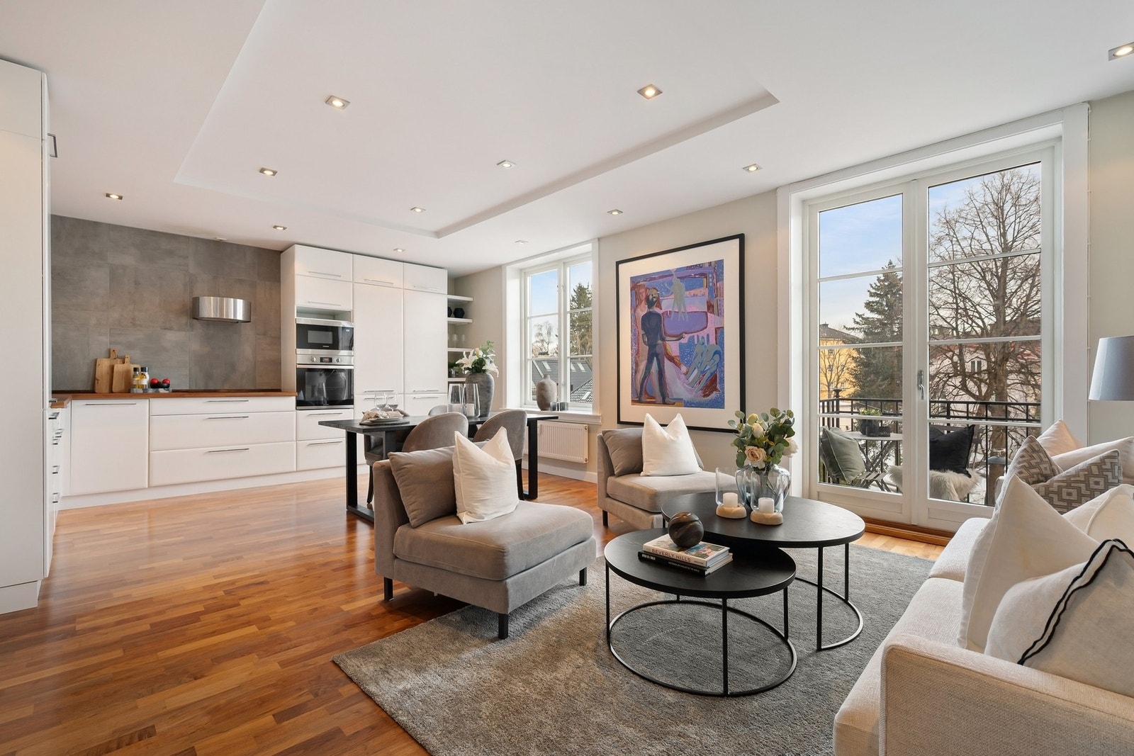 God plass til stort møblement med flott utsyn og svært begrenset innsyn. Galleribilde