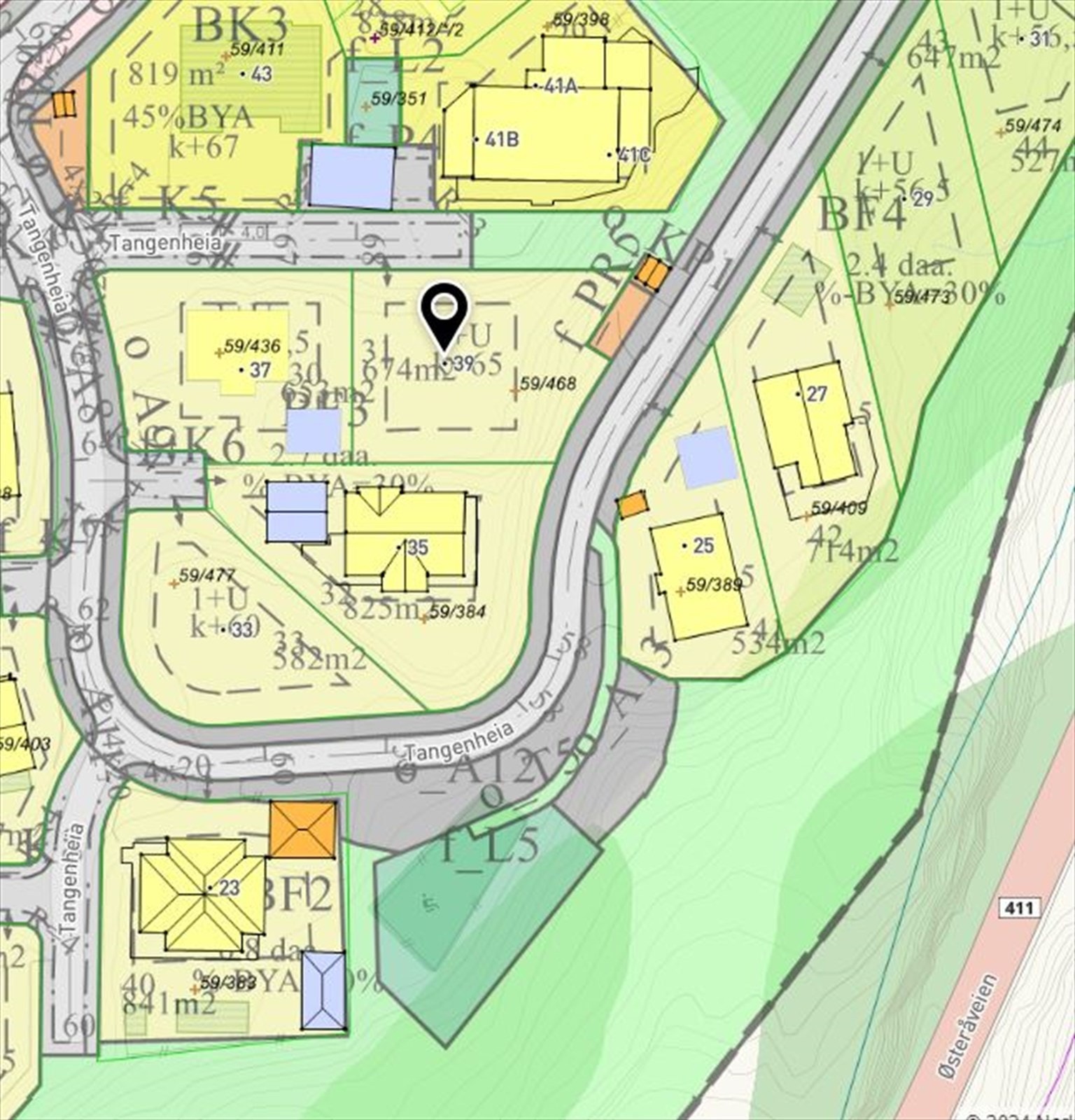 Byggegrensen går lengre ut enn boligen foran slik at man kan optimalisere utsikten fra eiendommen Galleribilde