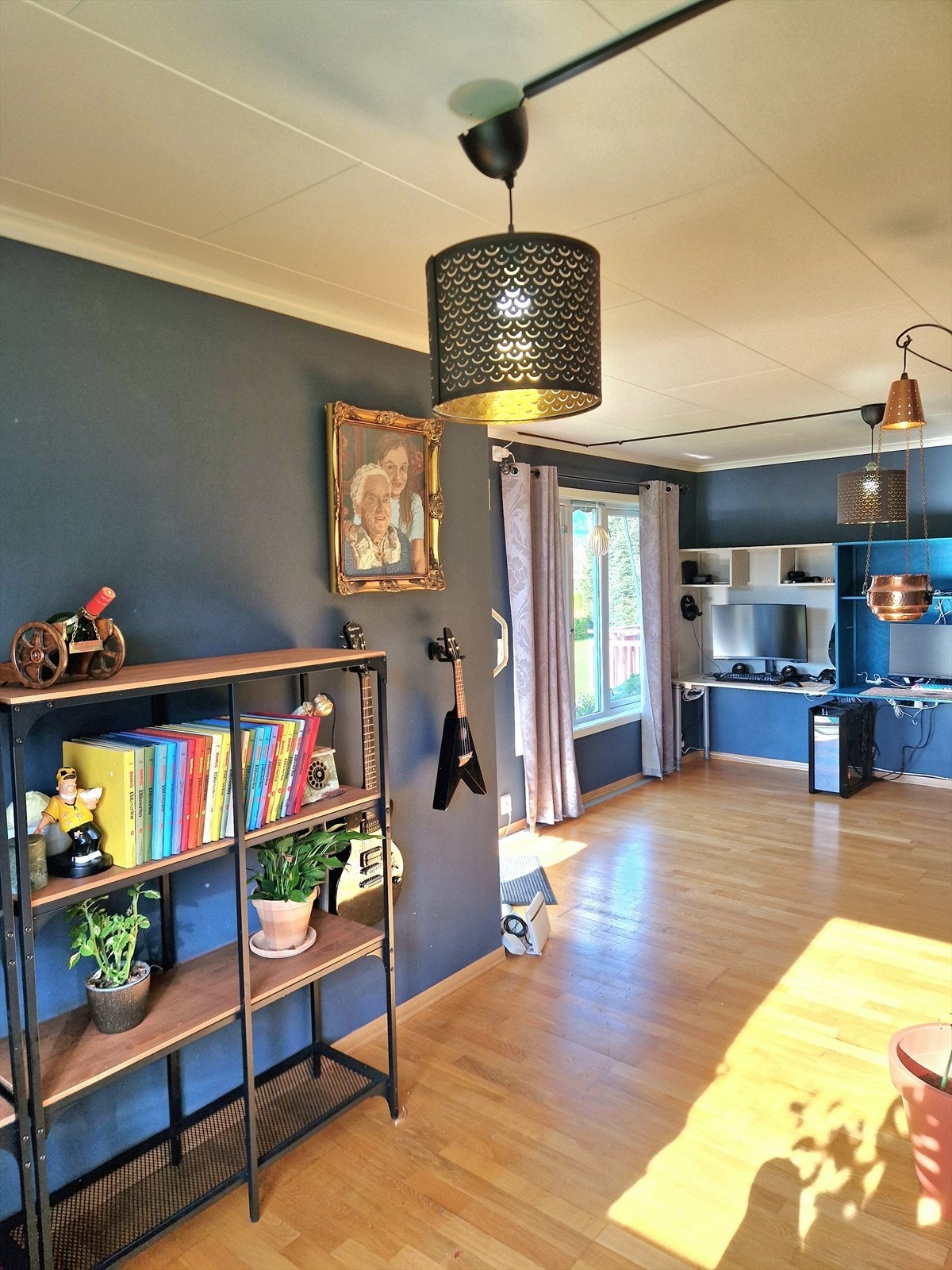 Stue selgers bilde Galleribilde