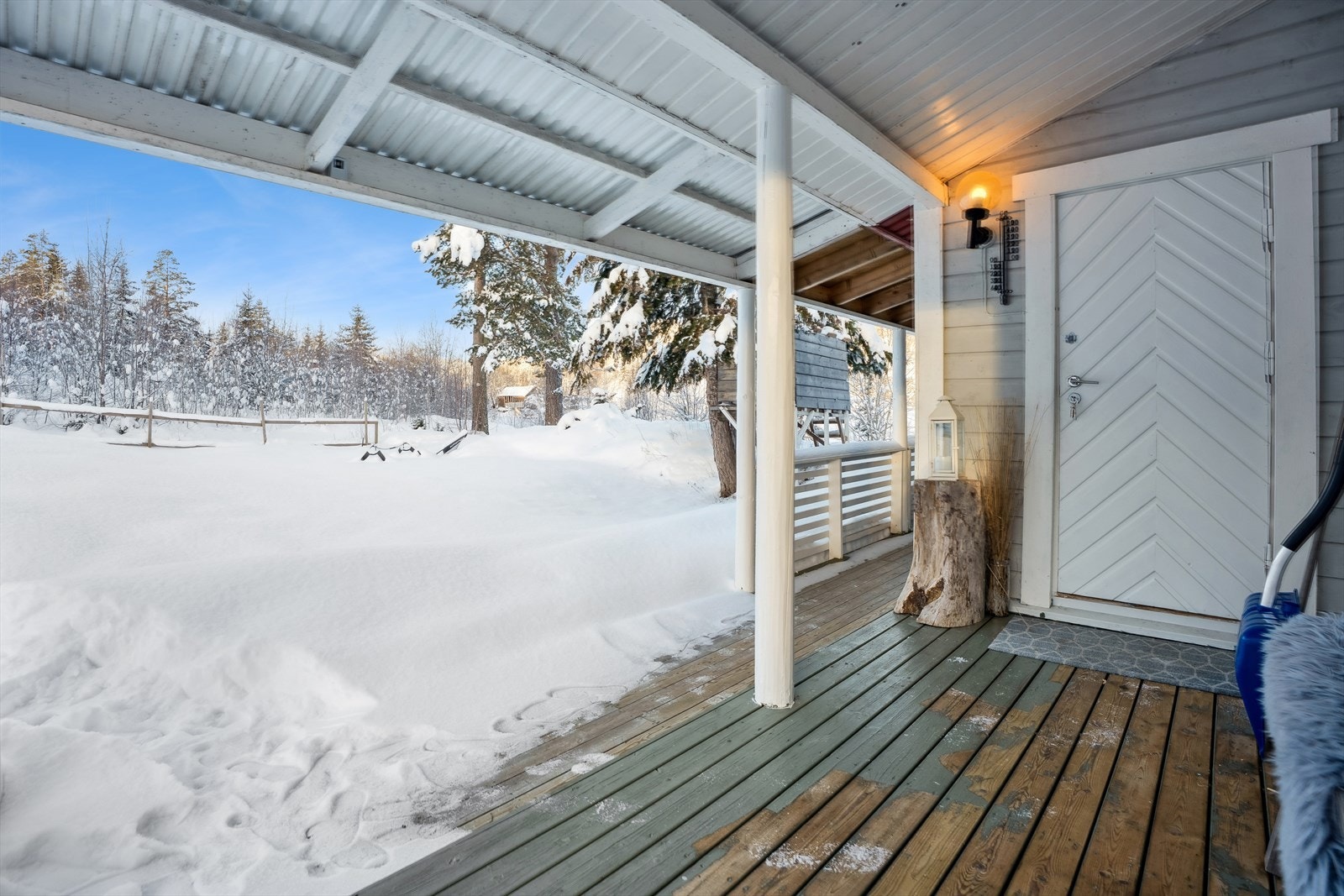 Takoverbygd inngangsparti. Galleribilde