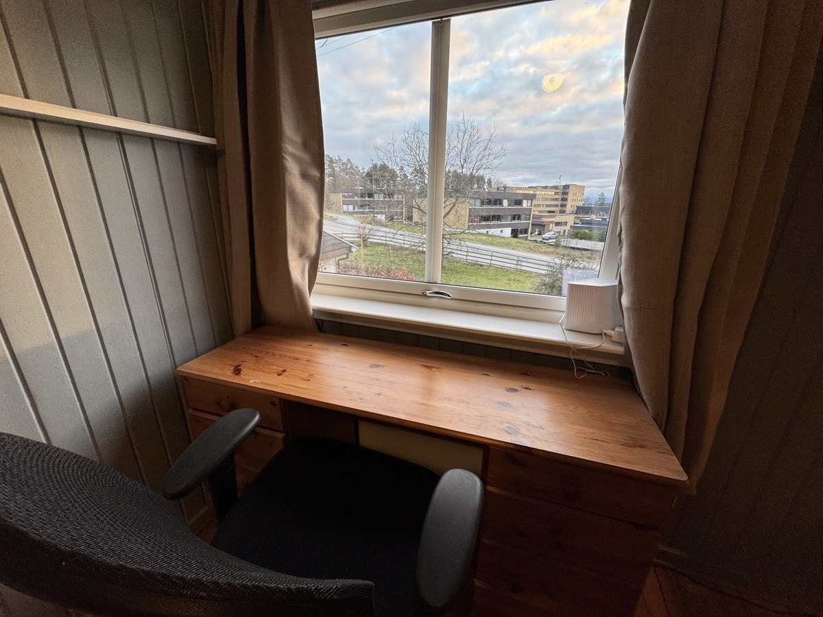 Rom 3 i andre etasje - utsikt fra kontorplass Galleribilde