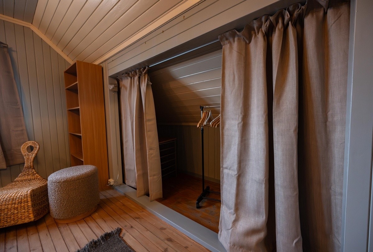 Rom 4 i andre etasje - masse oppbevaring Galleribilde