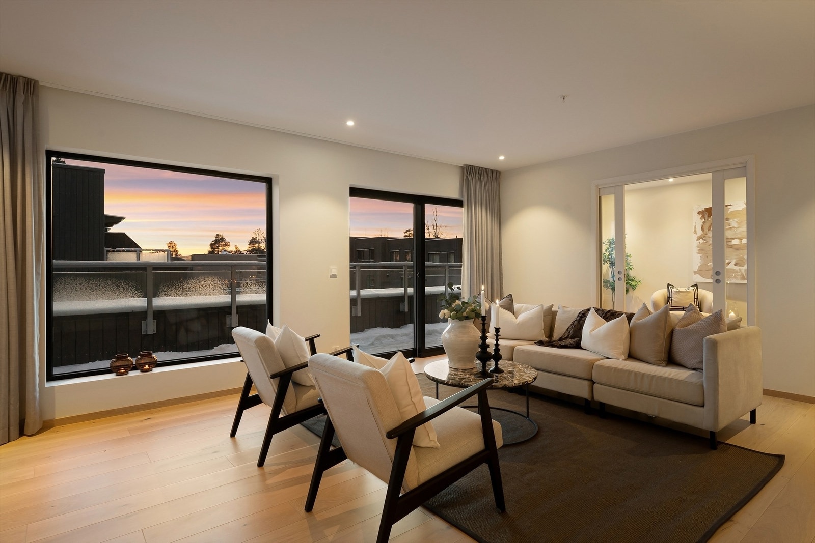 Når du bor i Hans Haslums vei er du bare en ti minutters spasertur fra Bekkestua sentrum Galleribilde