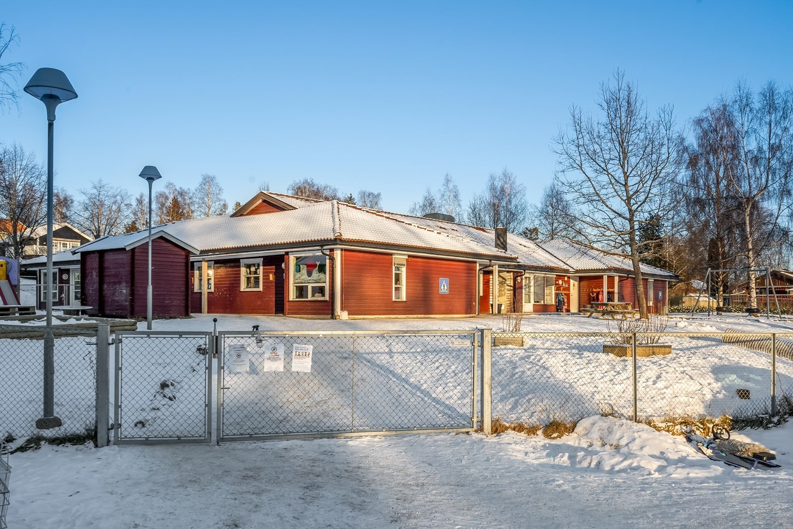 Bekkeblomen barnehage ligger kun 150 meter fra boligen. Galleribilde