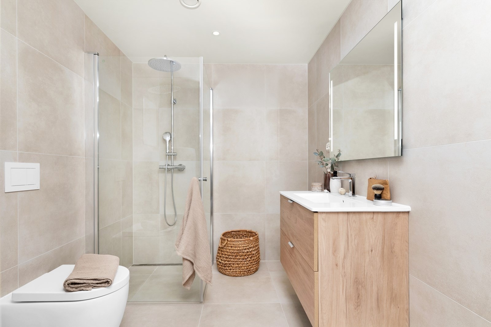 Bad - nytt i 2026. Helfliset med varme i gulv Galleribilde