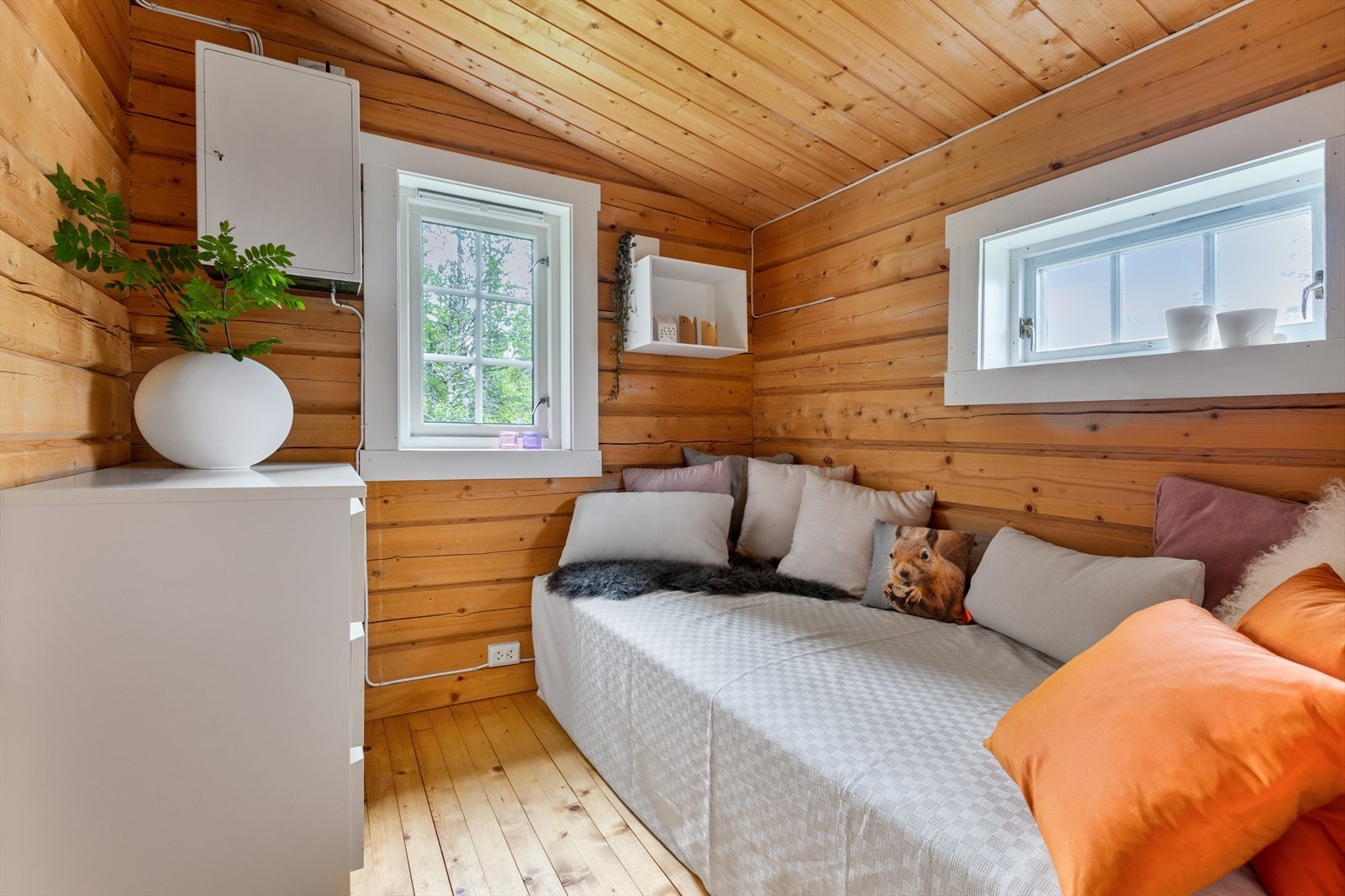 Innredet rom på 3,5 kvm, brukes i dag som ekstra soveplass Galleribilde