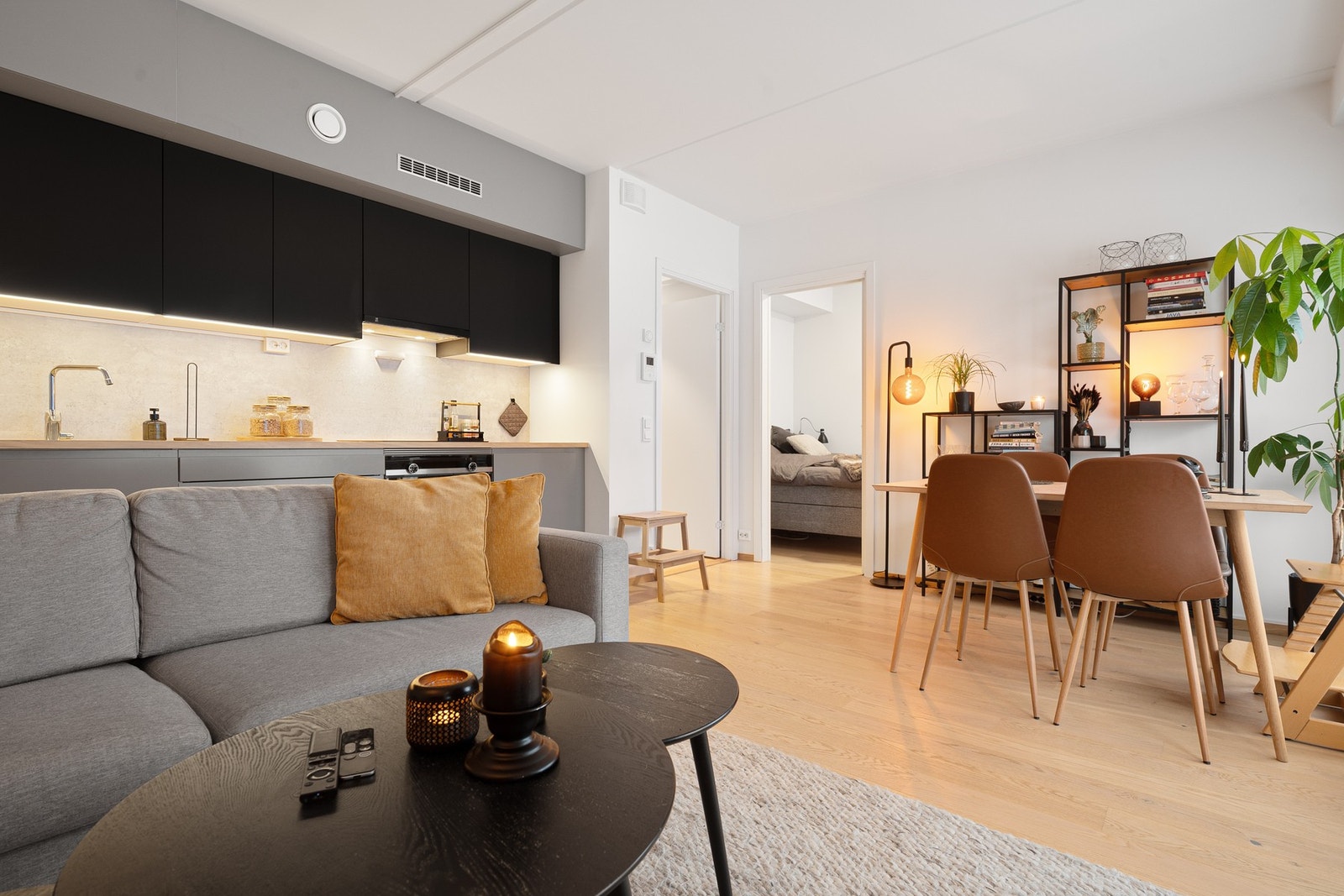 Spisegruppe - en naturlig og hyggelig samlingsplass i hverdagen Galleribilde