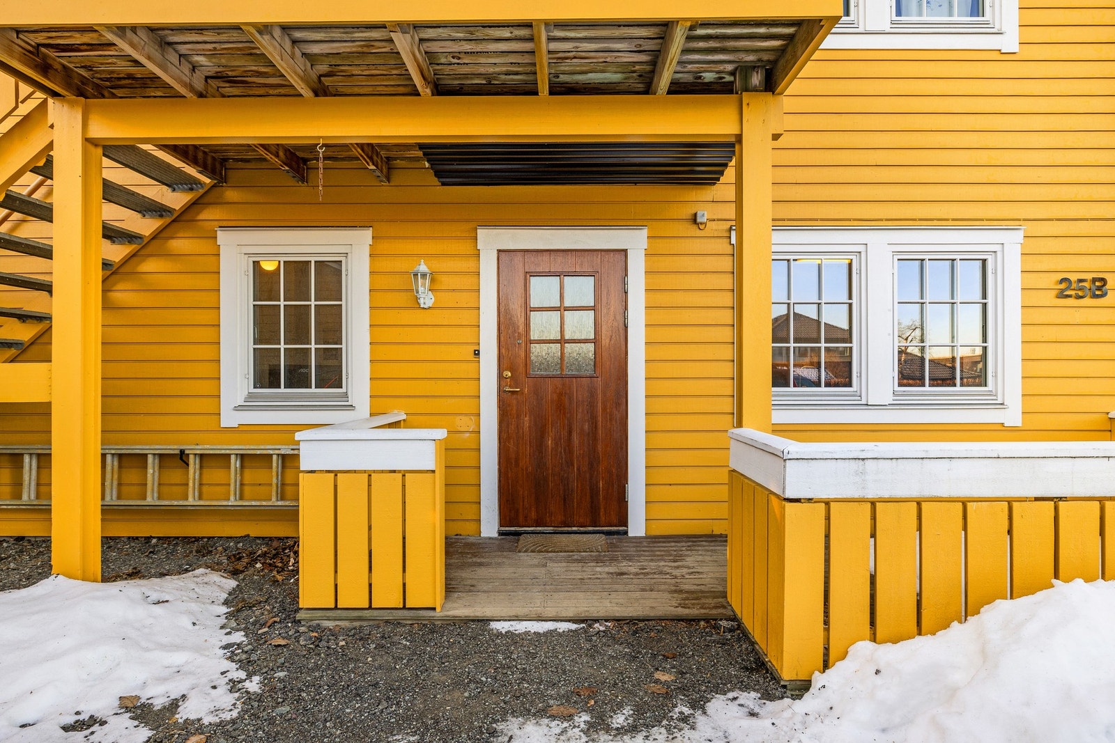 Inngangsparti. Galleribilde