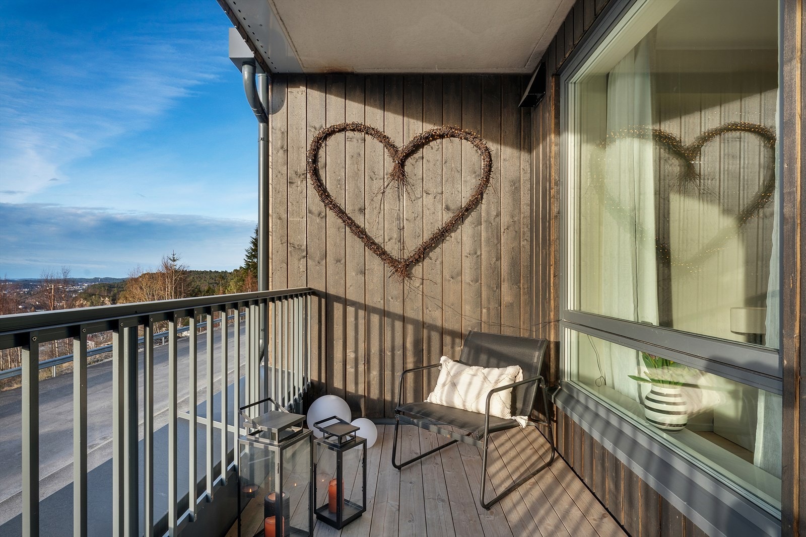 Her kan man nyte fine sommerdager Galleribilde