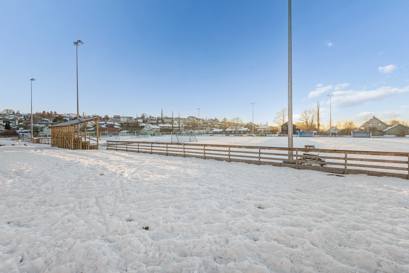 Området er ettertraktet grunnet de korte avstandene til idrettsannlegg, barneskole, Nord universitet og dagligvare Galleribilde