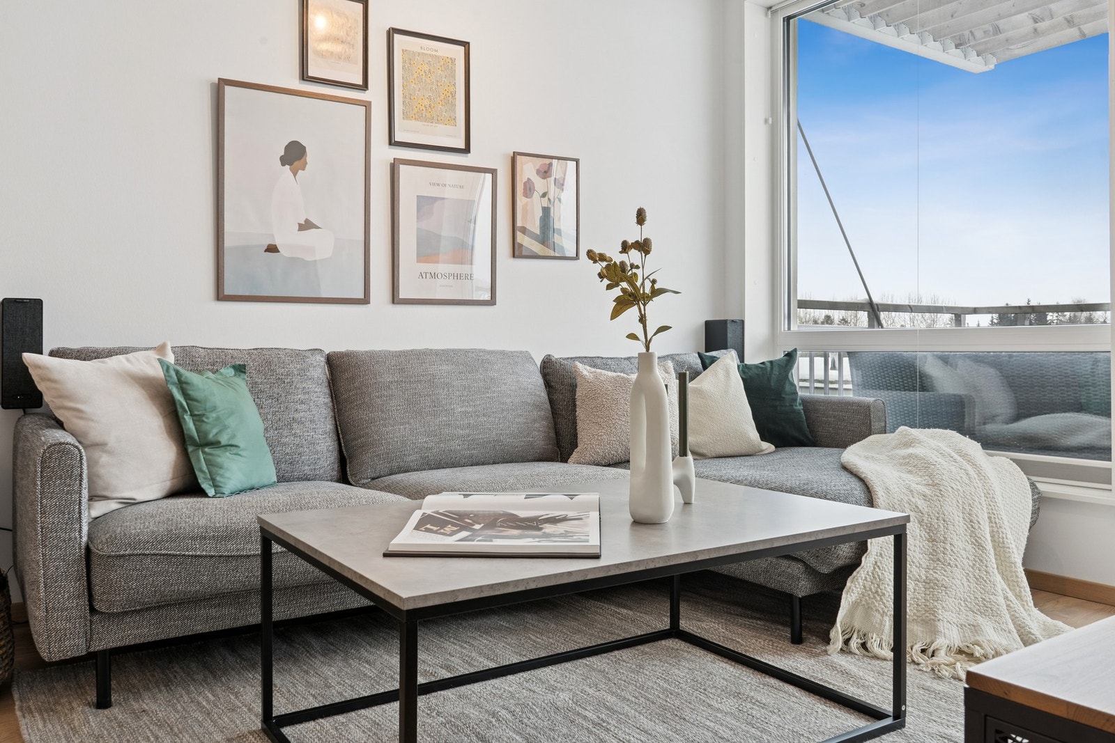 Her kan du trekke deg tilbake og slappe av med en god bok, eller se en spennende film. Galleribilde