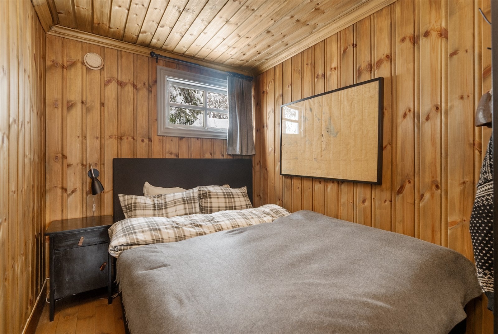 Hytta har to gode soverom og mange sengeplasser, så her er det plass for hele familien. Galleribilde