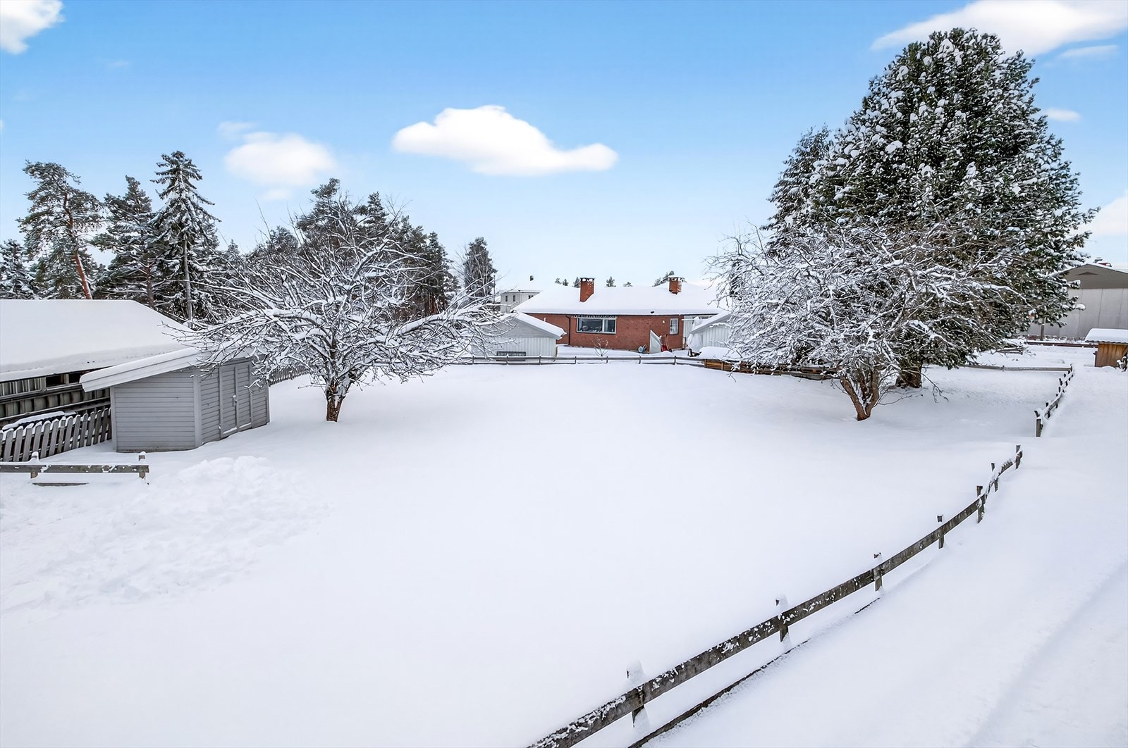 Velkommen til Høyby, flat attraktiv tomt tilsalgs. Foto: Normann Foto AS v/Morten Normann Larsen Galleribilde