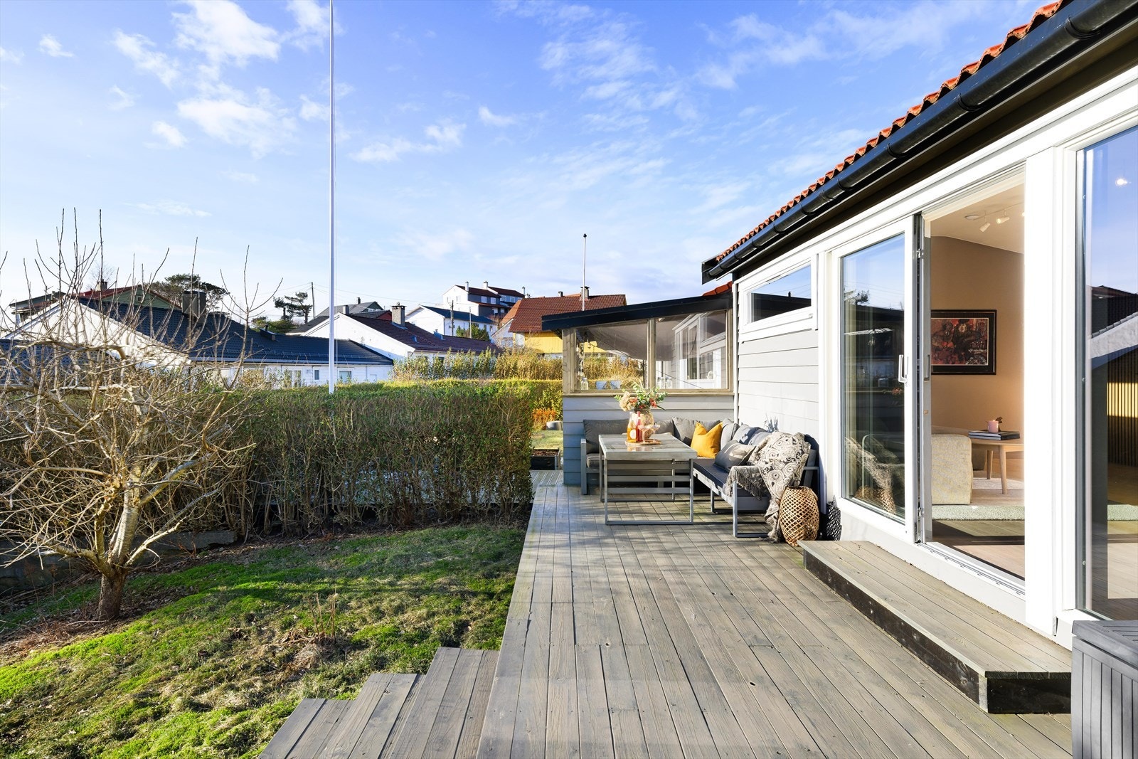 Koselig uteplass. Galleribilde