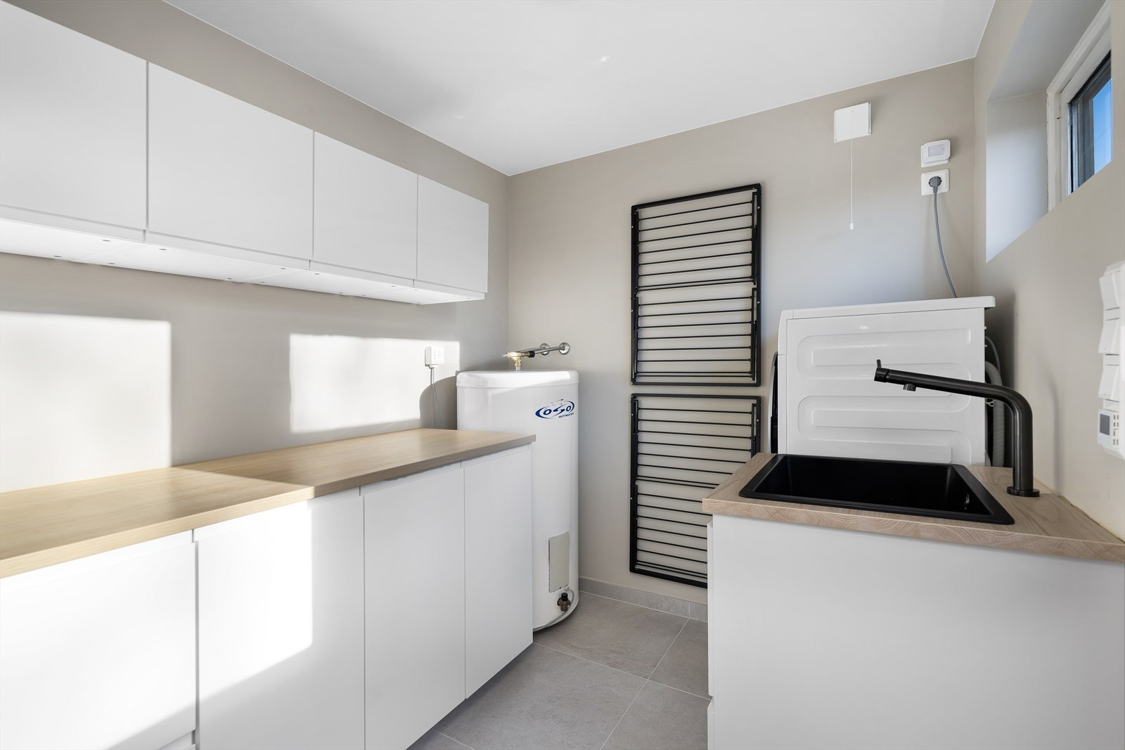 Vaskerom. Galleribilde