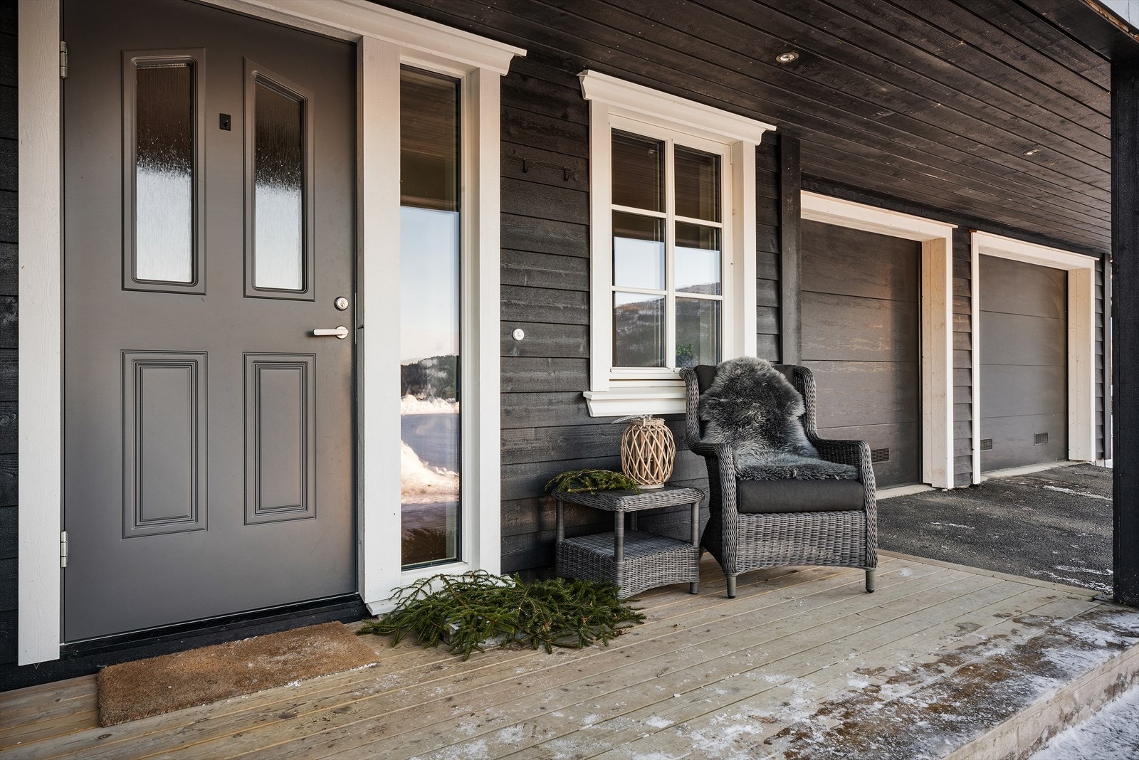 Inngangsparti. Galleribilde