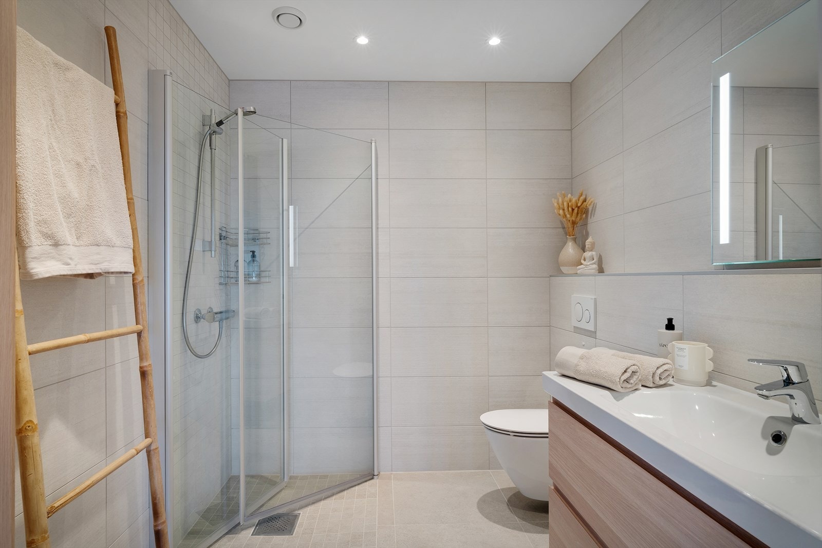 Bad i underetasjen. Galleribilde