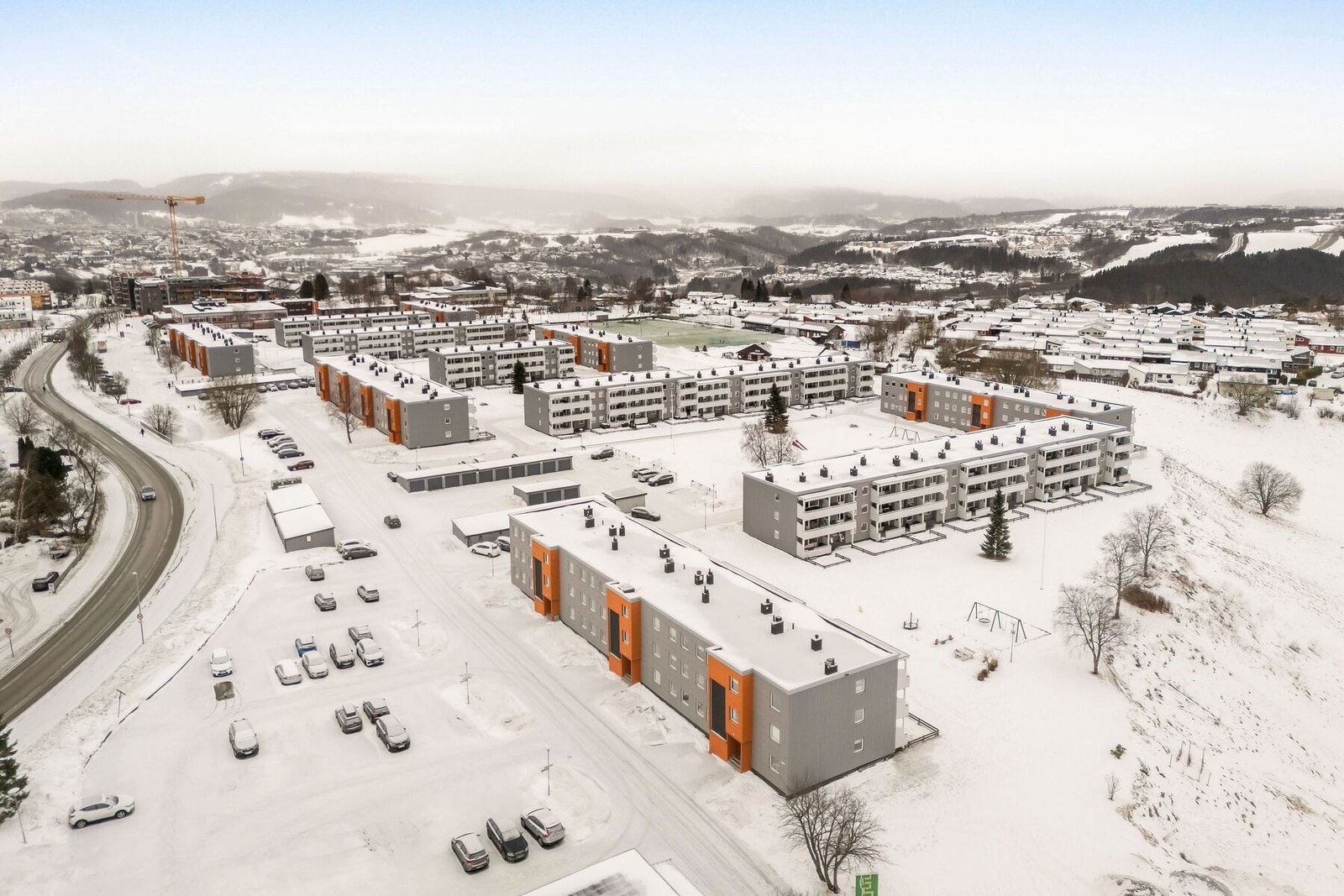 Hallset er et populært og veletablert område som kombinerer strålende utsikt, fredelig beliggenhet og nærhet til byen. Galleribilde