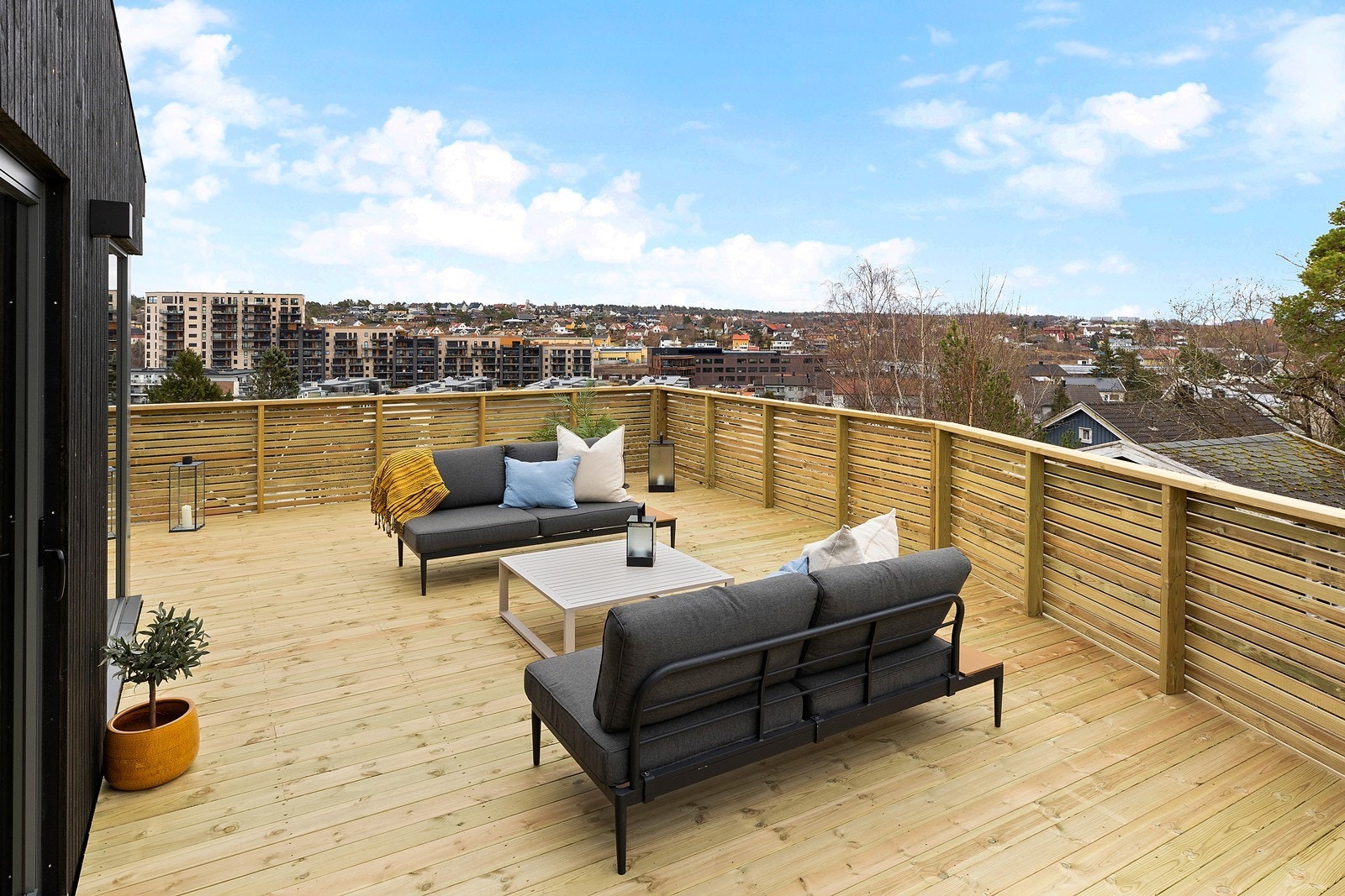 3 Ute04 (2) Galleribilde