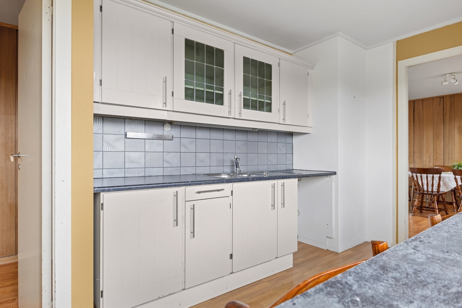 Åpent inn til stue. Galleribilde