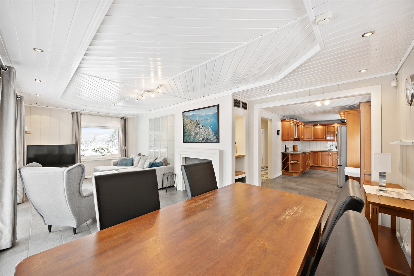 Stue og kjøkken Galleribilde