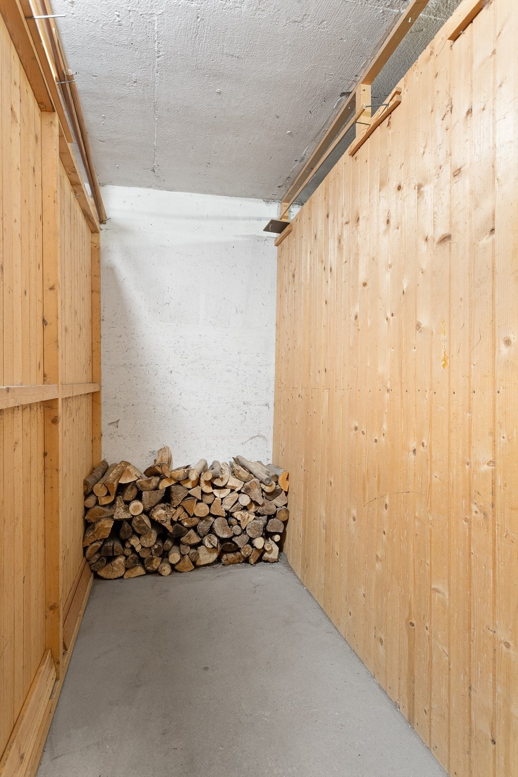 Leiligheten disponerer to boder på ca. 3 kvm hver Galleribilde