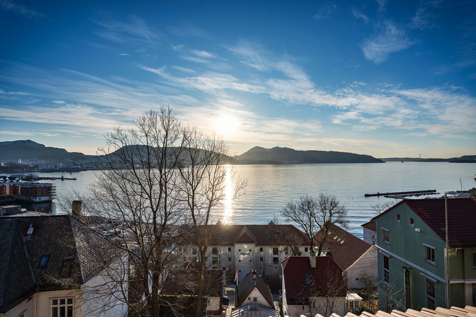 En strøken toppetasjes hjørneleilghet i beste Sandviken! Galleribilde