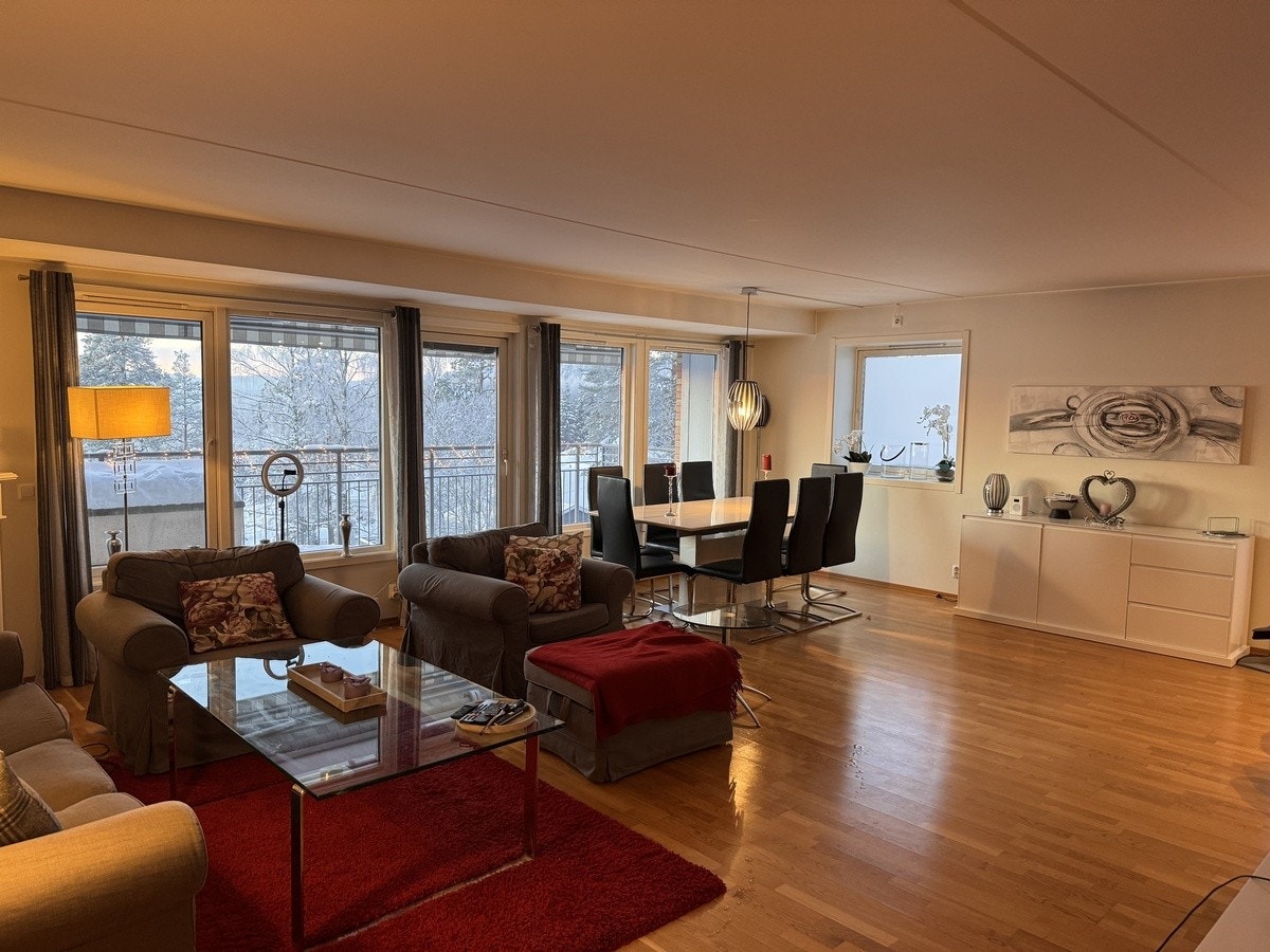 Romslig stue Galleribilde