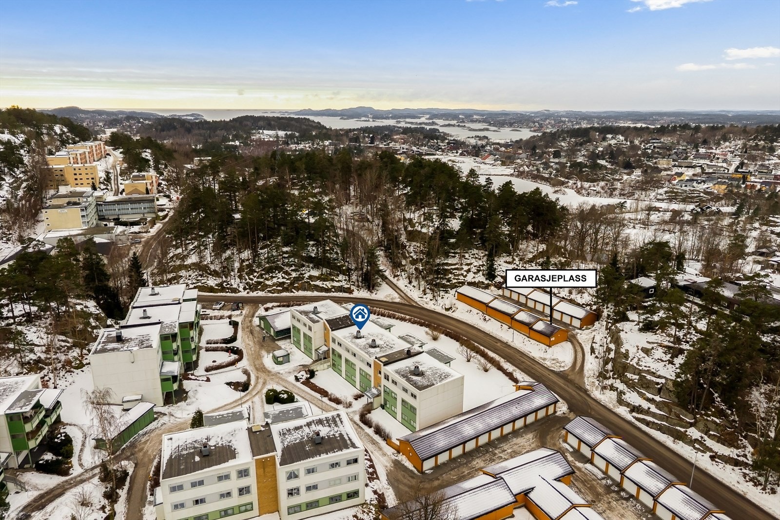 Kort vei til garasjeplassen Galleribilde