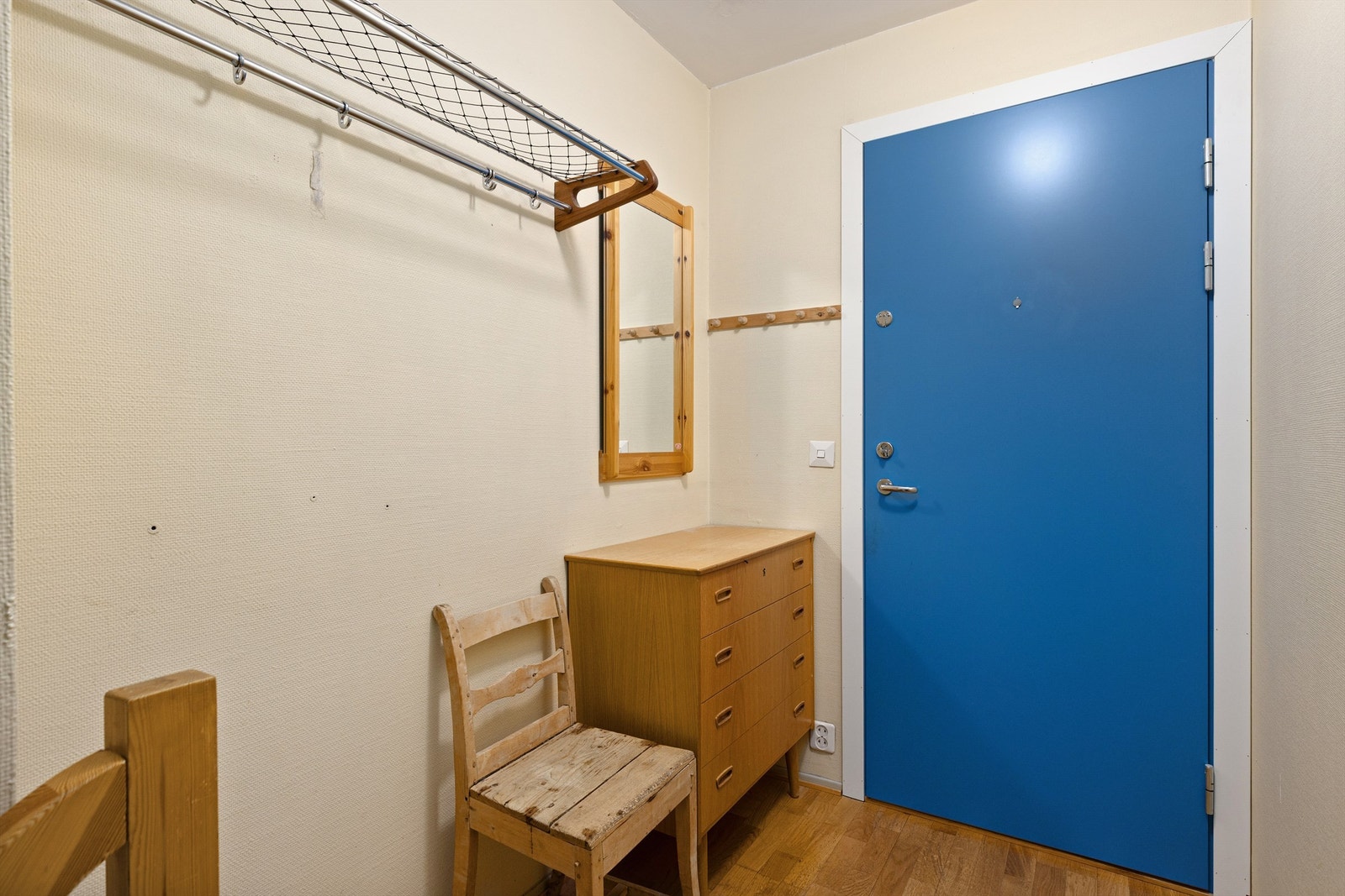 Det er heisadkomst fra både inngangs- og garasjeplan Galleribilde