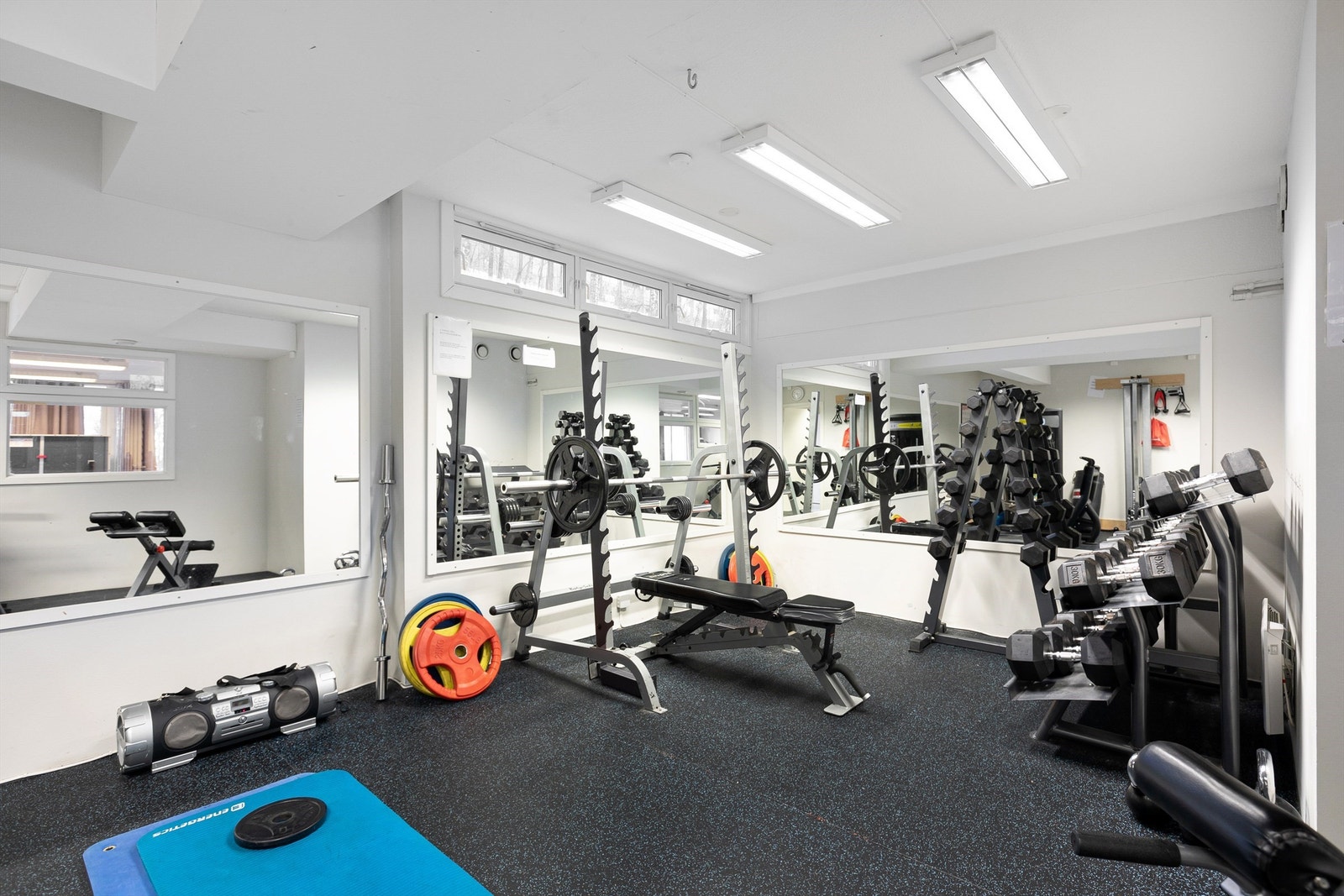 Sameiet har et bredt tilbud til sine beboere, blant annet treningsrom og liten gymsal Galleribilde